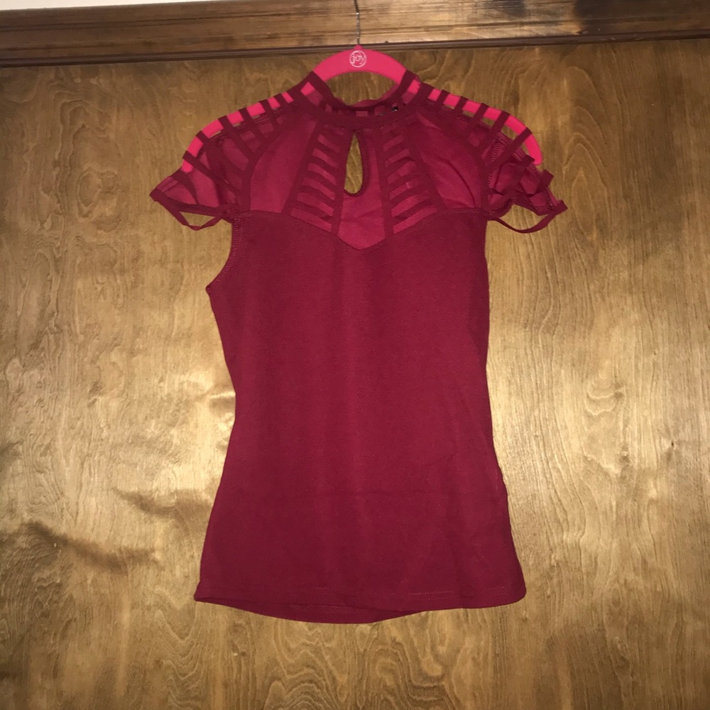 ❗️LAST CHANCE❗️NWOT CAGED TOP - Picture 7 of 8